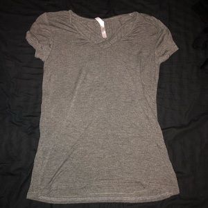 Grey t shirt